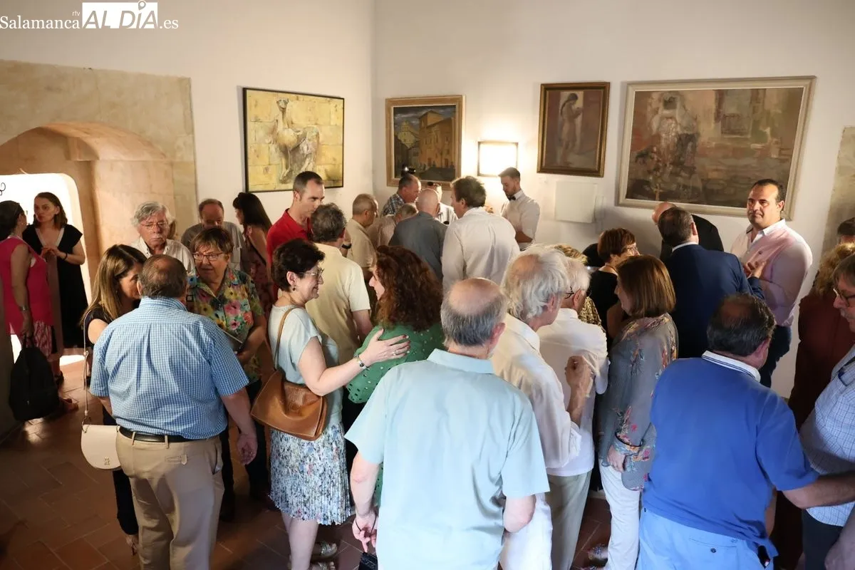 El Centro de Estudios Salmantinos inaugura un nuevo acceso a la torre del Clavero desde la plaza de Colón | FOTOS: David Sañudo 