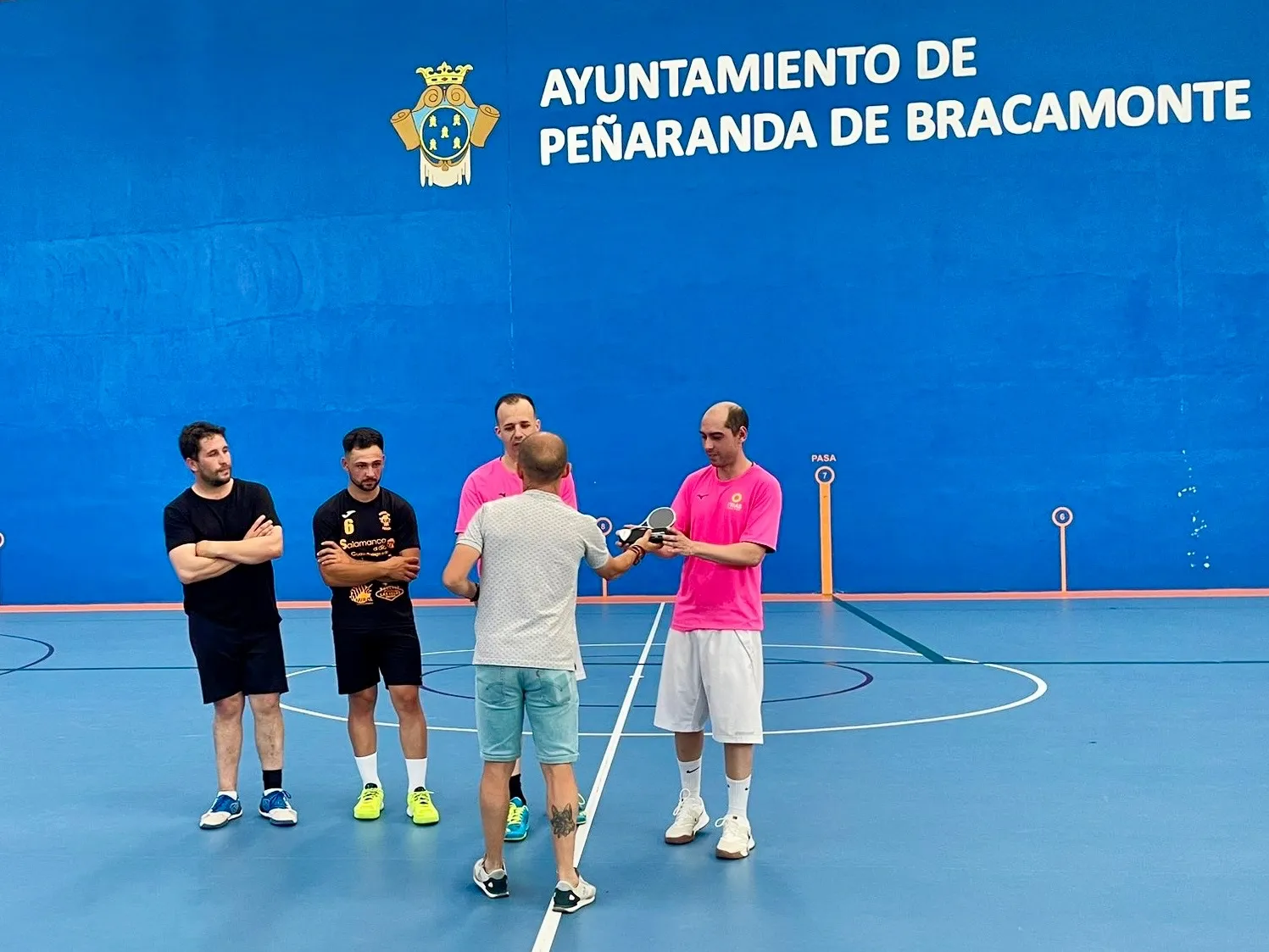 Foto 3 - Gran nivel en la esperada final del Trofeo Diputaci&oacute;n de Frontenis