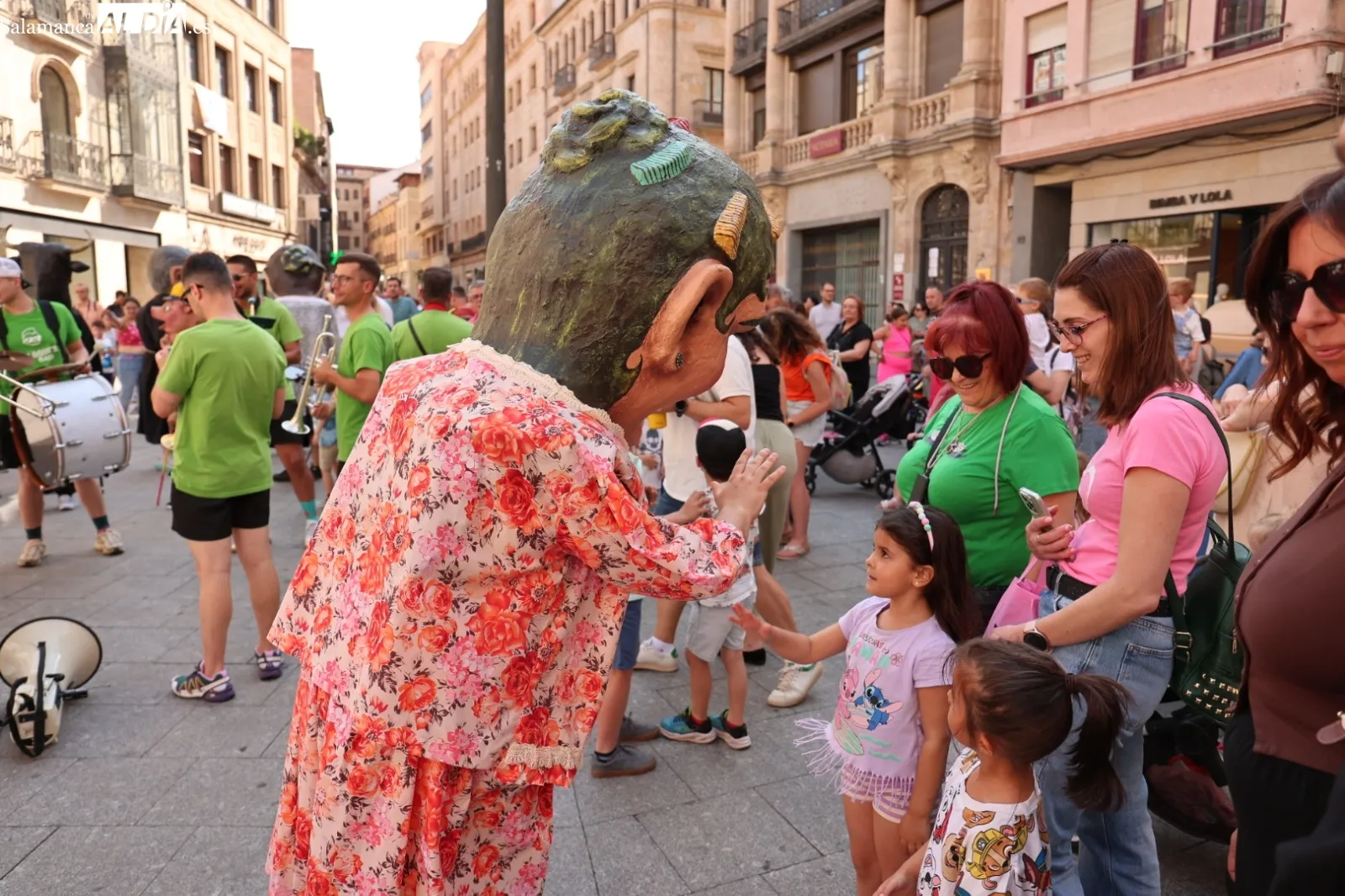 Desfile de cabezudos en Salamanca | Fotos: David Sañudo