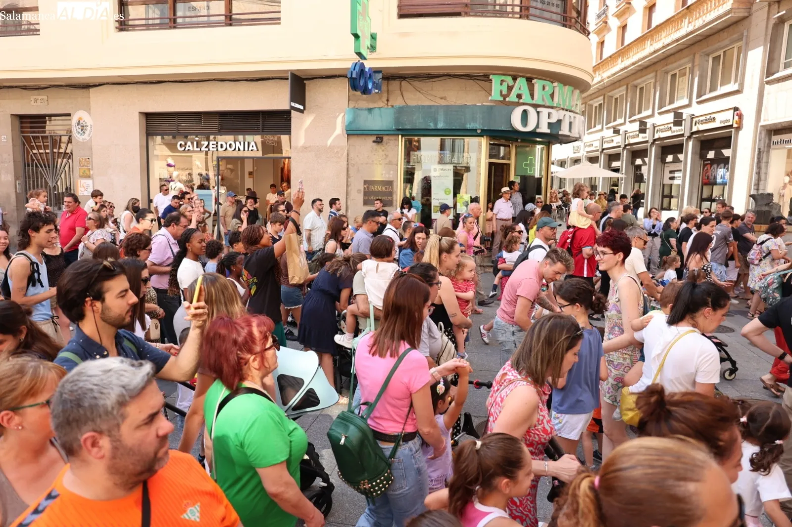 Desfile de cabezudos en Salamanca | Fotos: David Sañudo