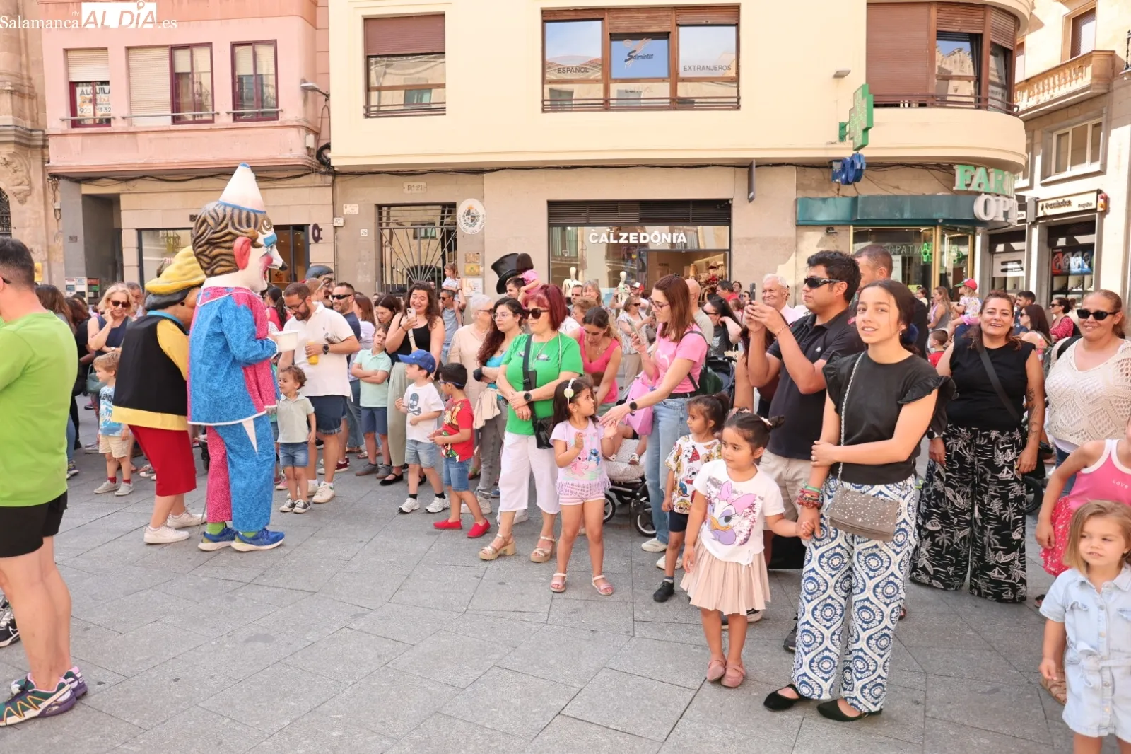 Desfile de cabezudos en Salamanca | Fotos: David Sañudo