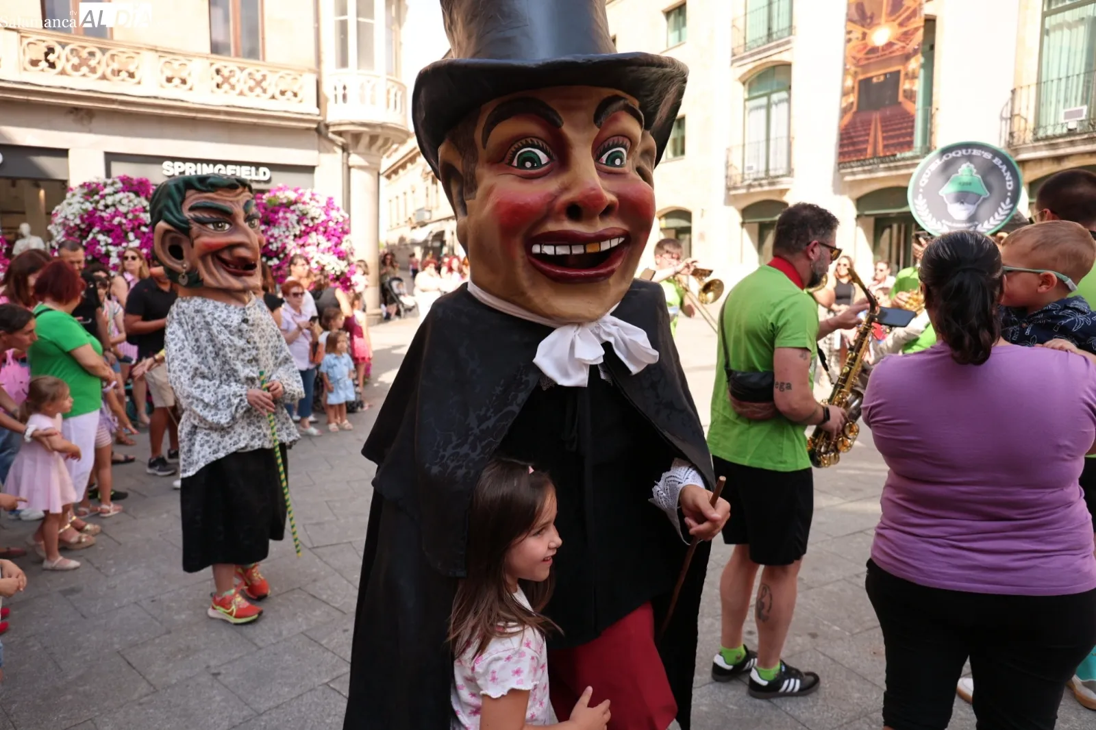Desfile de cabezudos en Salamanca | Fotos: David Sañudo