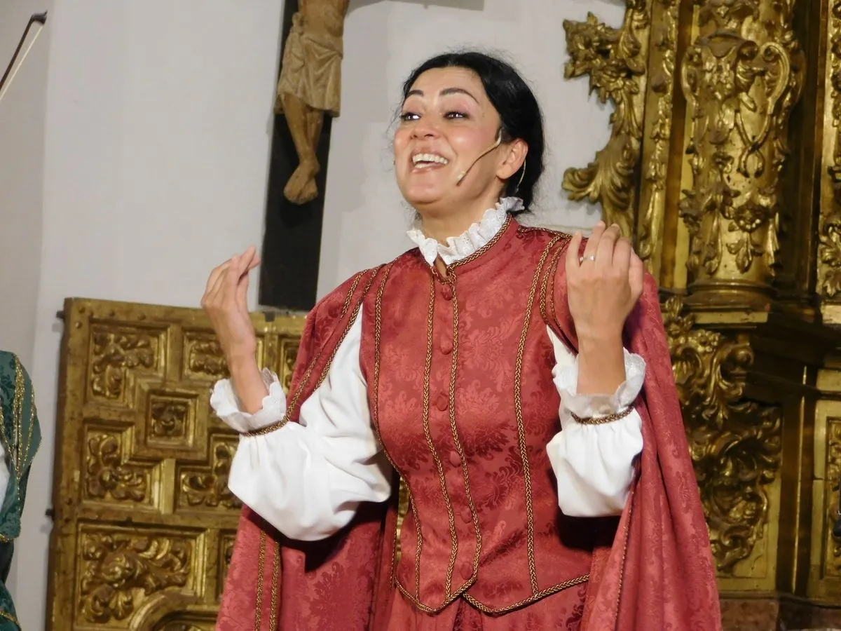 Foto 9 - La iglesia de Candelario acoge el estreno absoluto de 'Arcos y Ecos' (FOTOS)