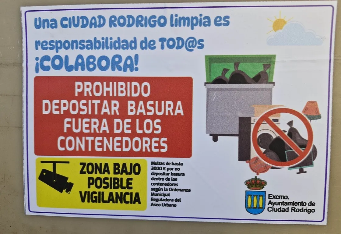 Foto 2 - Colocadas pegatinas para recordar la prohibici&oacute;n de depositar basura fuera de los contenedores