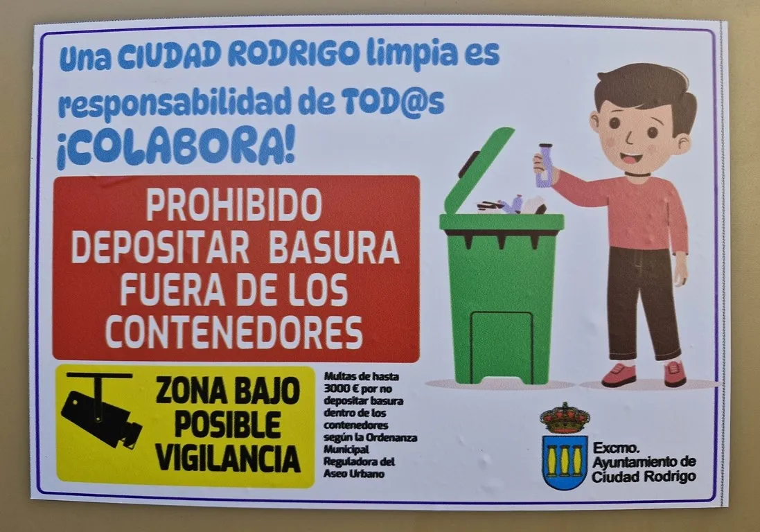 Foto 4 - Colocadas pegatinas para recordar la prohibici&oacute;n de depositar basura fuera de los contenedores
