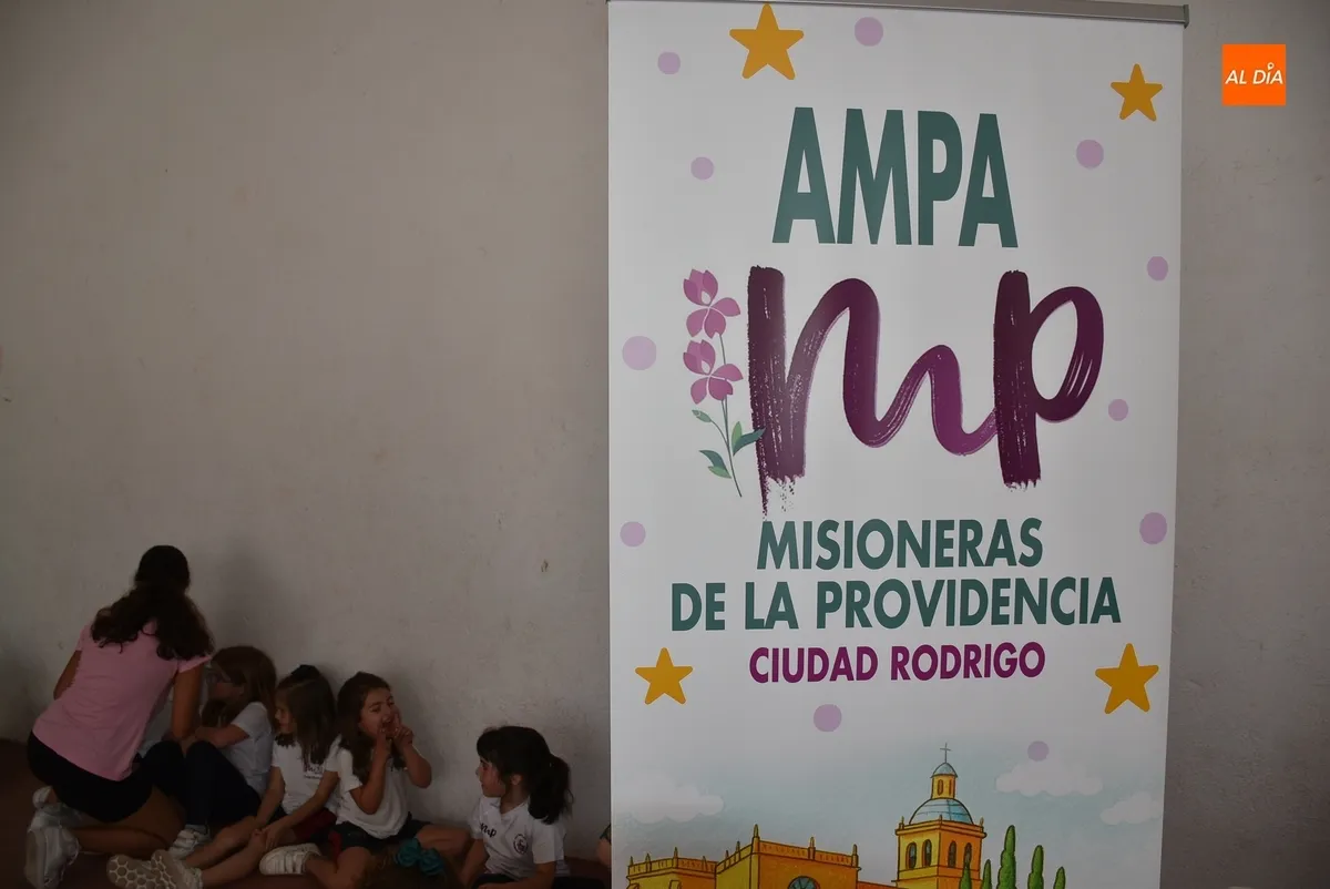 Foto 9 - La AMPA de Misioneras brinda al alumnado un almuerzo saludable y un bingo musical