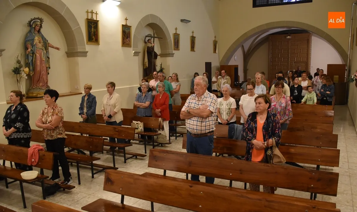 Foto 4 - Los romeros se preparan con un Triduo para subir al Santuario del Risco Mariano