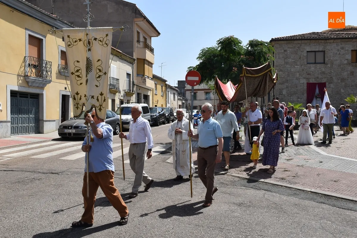 Foto 8 - San Crist&oacute;bal estrena recorrido abreviado para su procesi&oacute;n del Sant&iacute;simo
