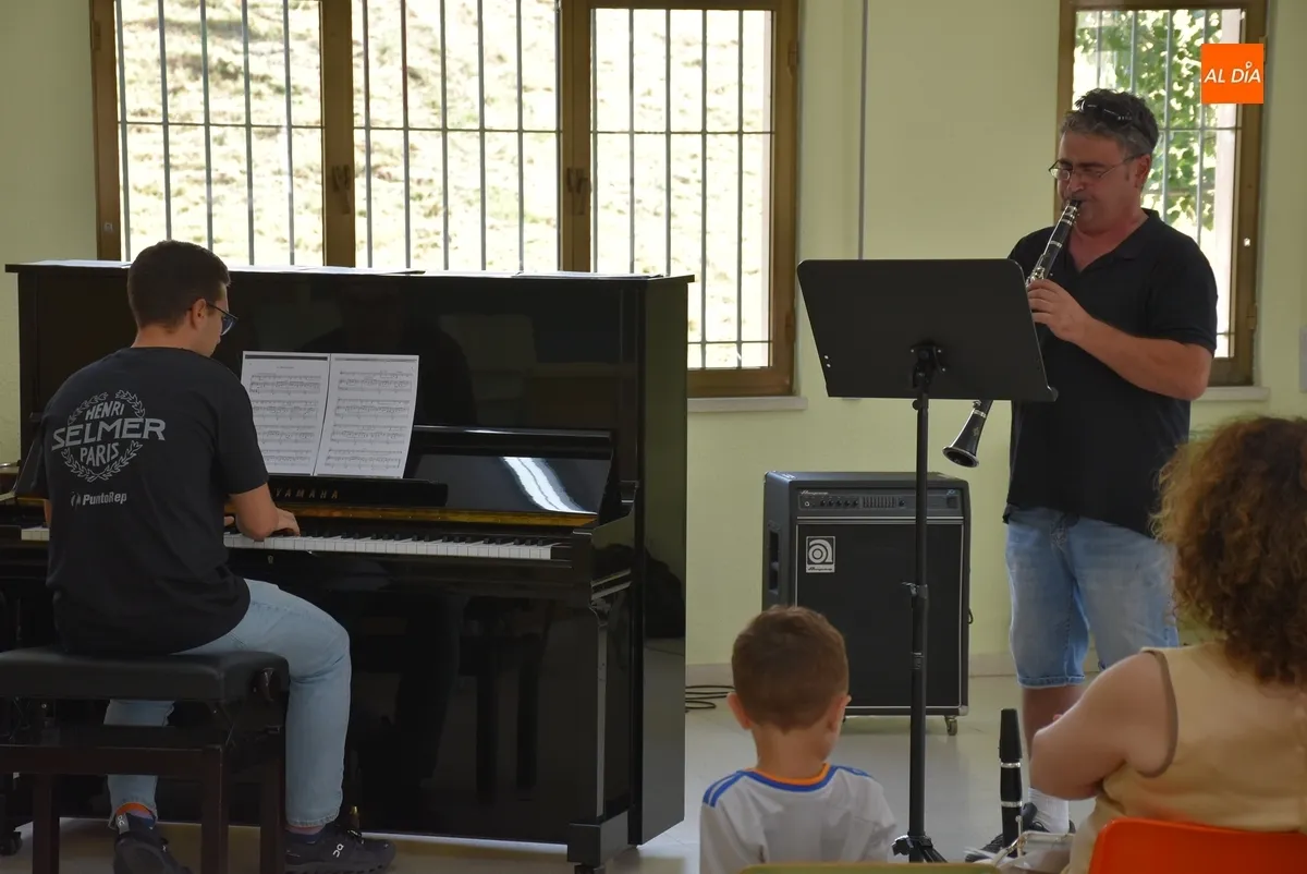Foto 4 - Los alumnos de Clarinete abren las audiciones de fin de curso de la Escuela de M&uacute;sica