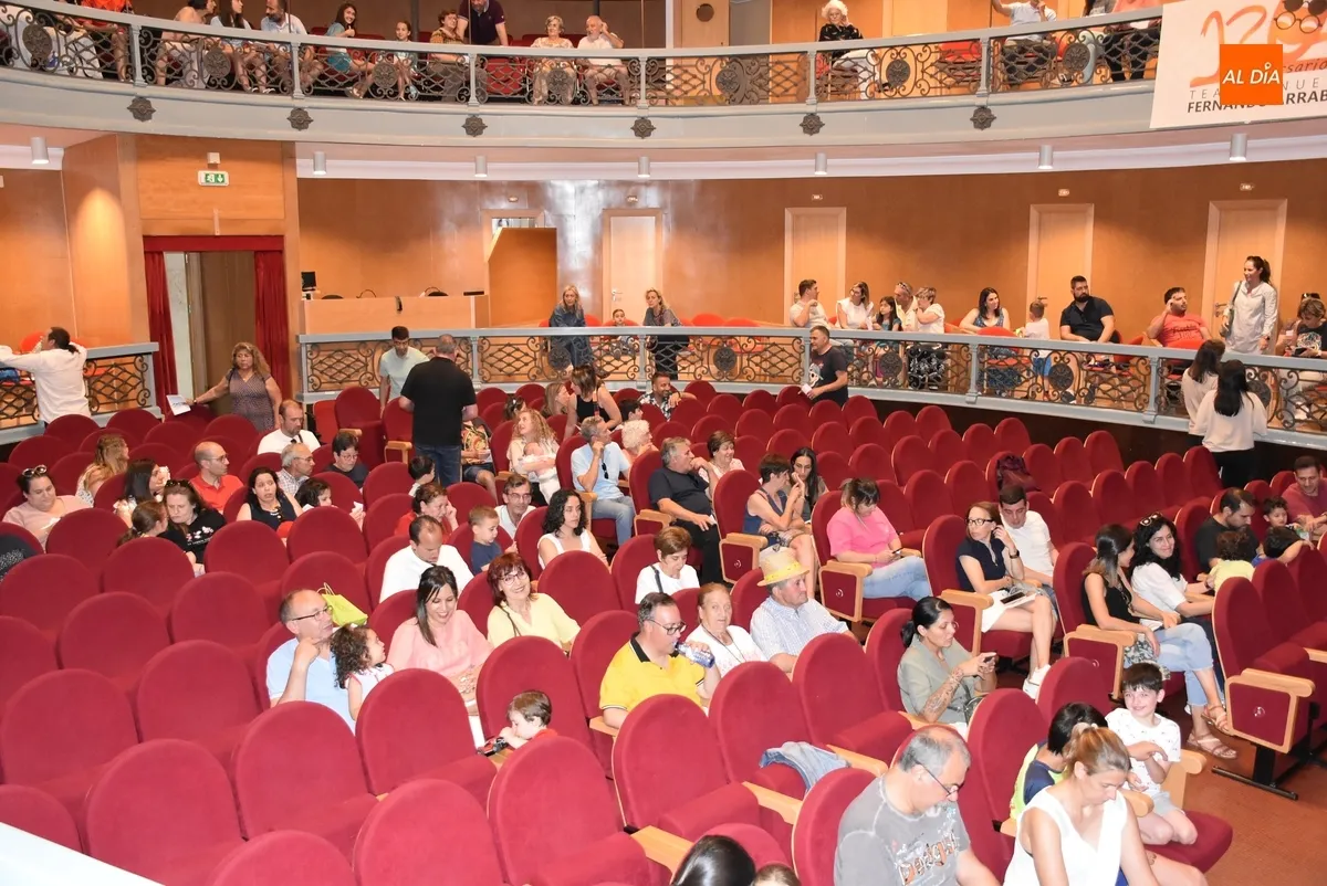 Foto 2 - Los m&aacute;s peque&ntilde;os de la Escuela de M&uacute;sica muestran lo trabajado a lo largo del curso