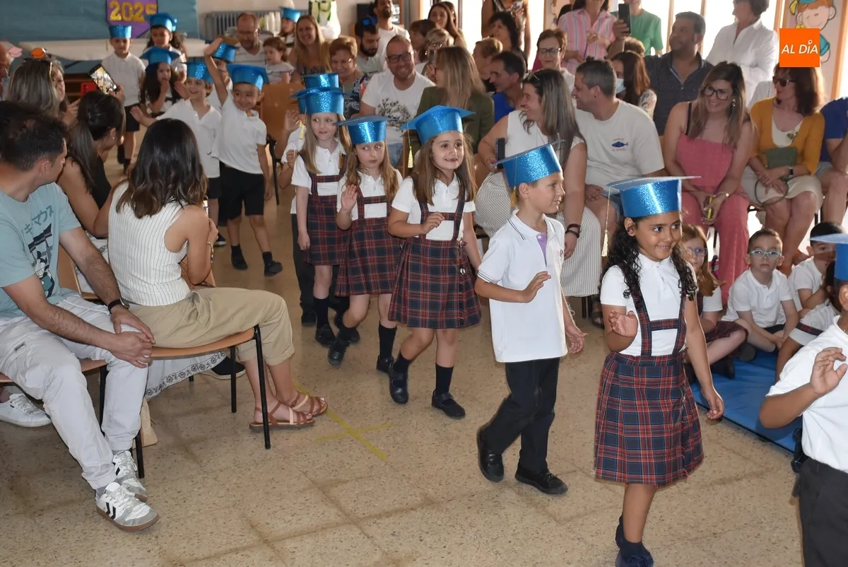 Foto 4 - Llegan al final de su primer &ldquo;camino&rdquo; en el Colegio los alumnos de 3&ordm; de Infantil de Misioneras