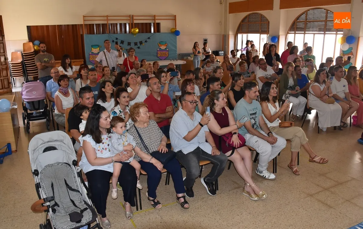 Foto 8 - Llegan al final de su primer &ldquo;camino&rdquo; en el Colegio los alumnos de 3&ordm; de Infantil de Misioneras