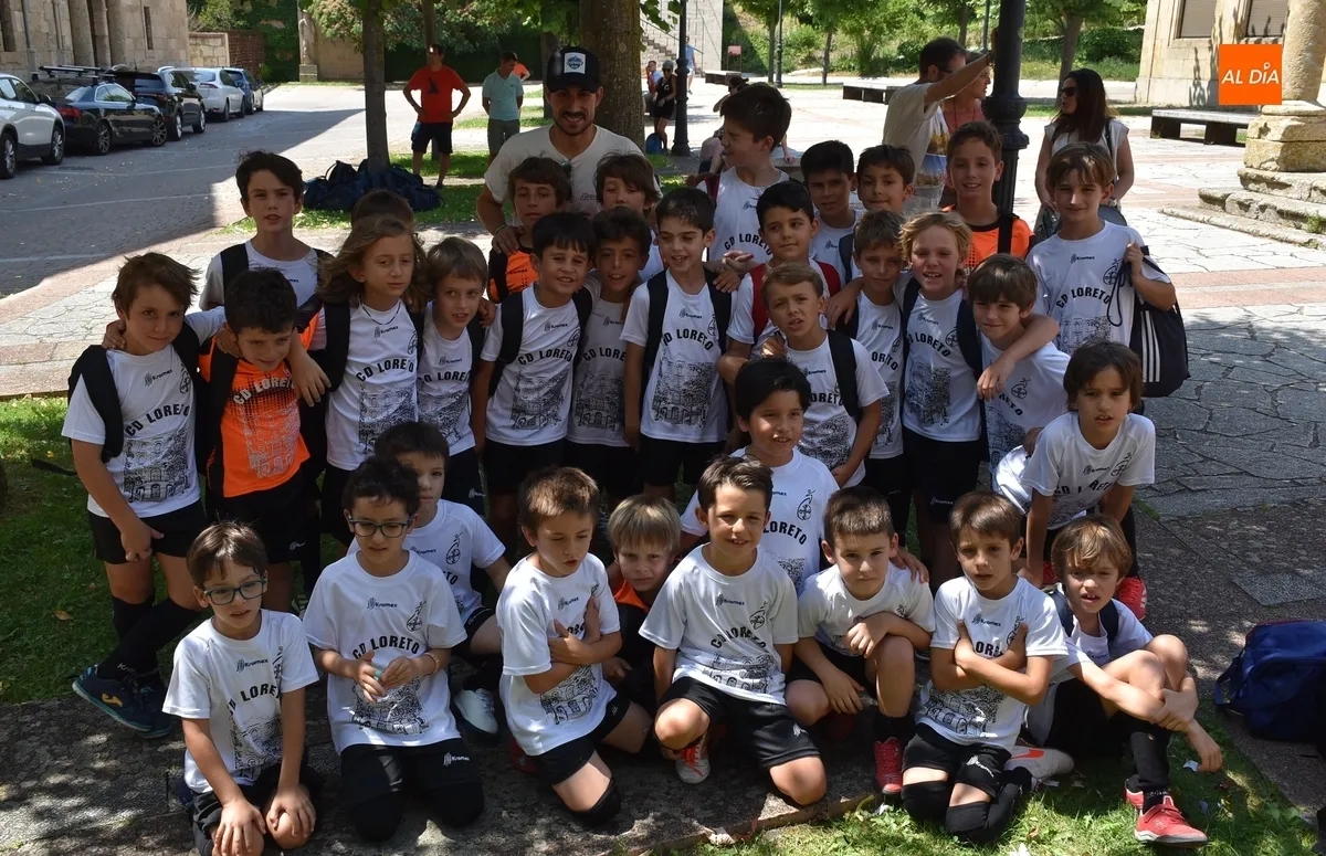 Foto 6 - Brindada una recepci&oacute;n oficial a los participantes en el Torneo Internacional de F&uacute;tbol Sala