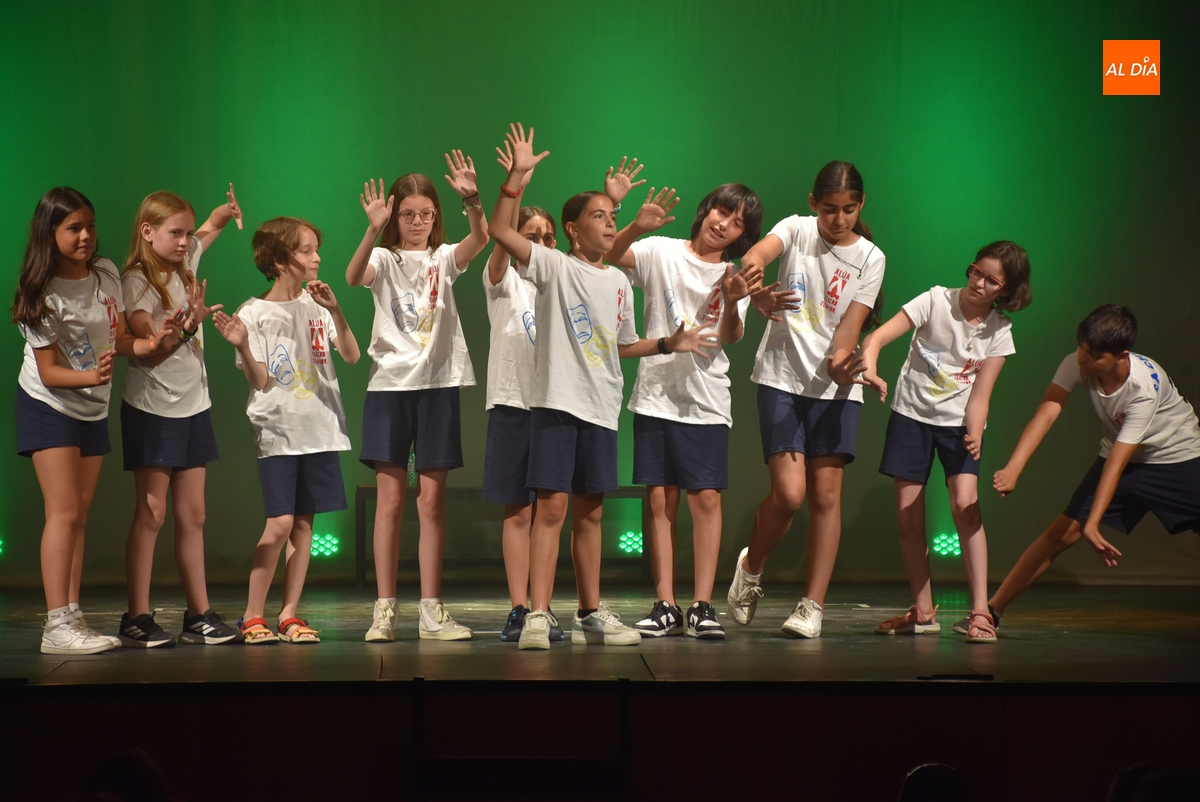 Los alumnos de la Escuela de Teatro ofrecen un tríptico de montajes en el Teatro Nuevo