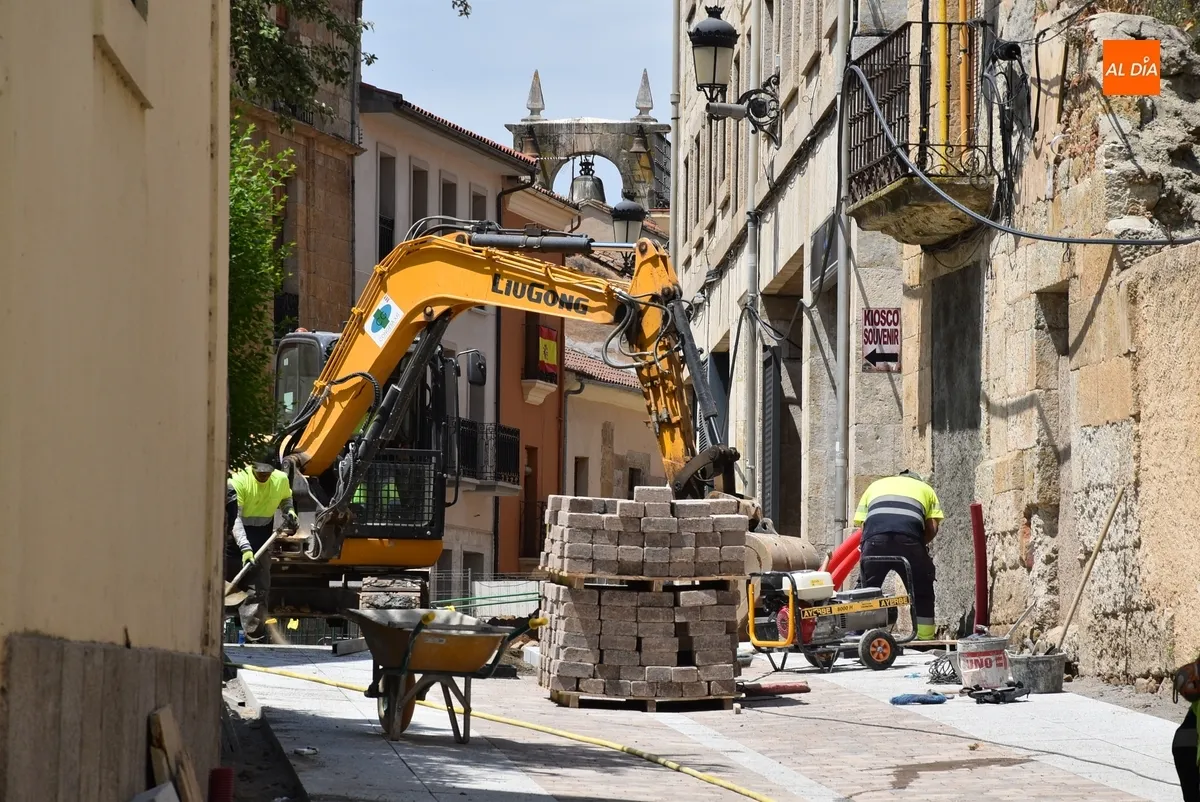 Foto 3 - Ultimados los primeros metros del tramo en obras de la R&uacute;a del Sol