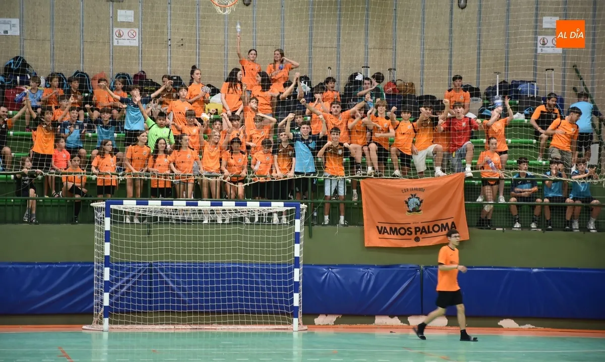 Foto 3 - Culmina el Torneo de F&uacute;tbol Sala con doblete de Loreto de Madrid, CDR La Paloma y Ciudad de Torrej&oacute;n
