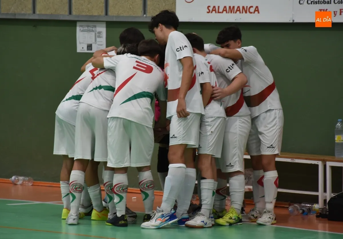 Foto 4 - Culmina el Torneo de F&uacute;tbol Sala con doblete de Loreto de Madrid, CDR La Paloma y Ciudad de Torrej&oacute;n