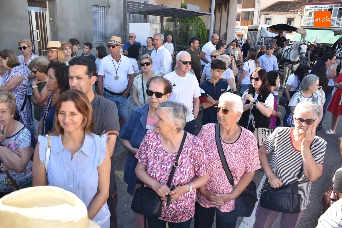 Foto 10 - Los romeros ponen rumbo al Santuario del Risco Mariano invitados a ser &ldquo;peregrinos de esperanza&rdquo;