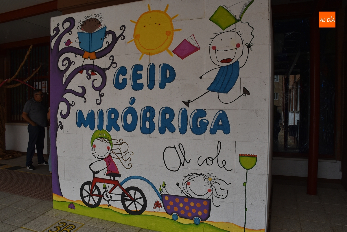 El PSOE lleva también a las Cortes la situación con el profesorado en el Colegio Miróbriga