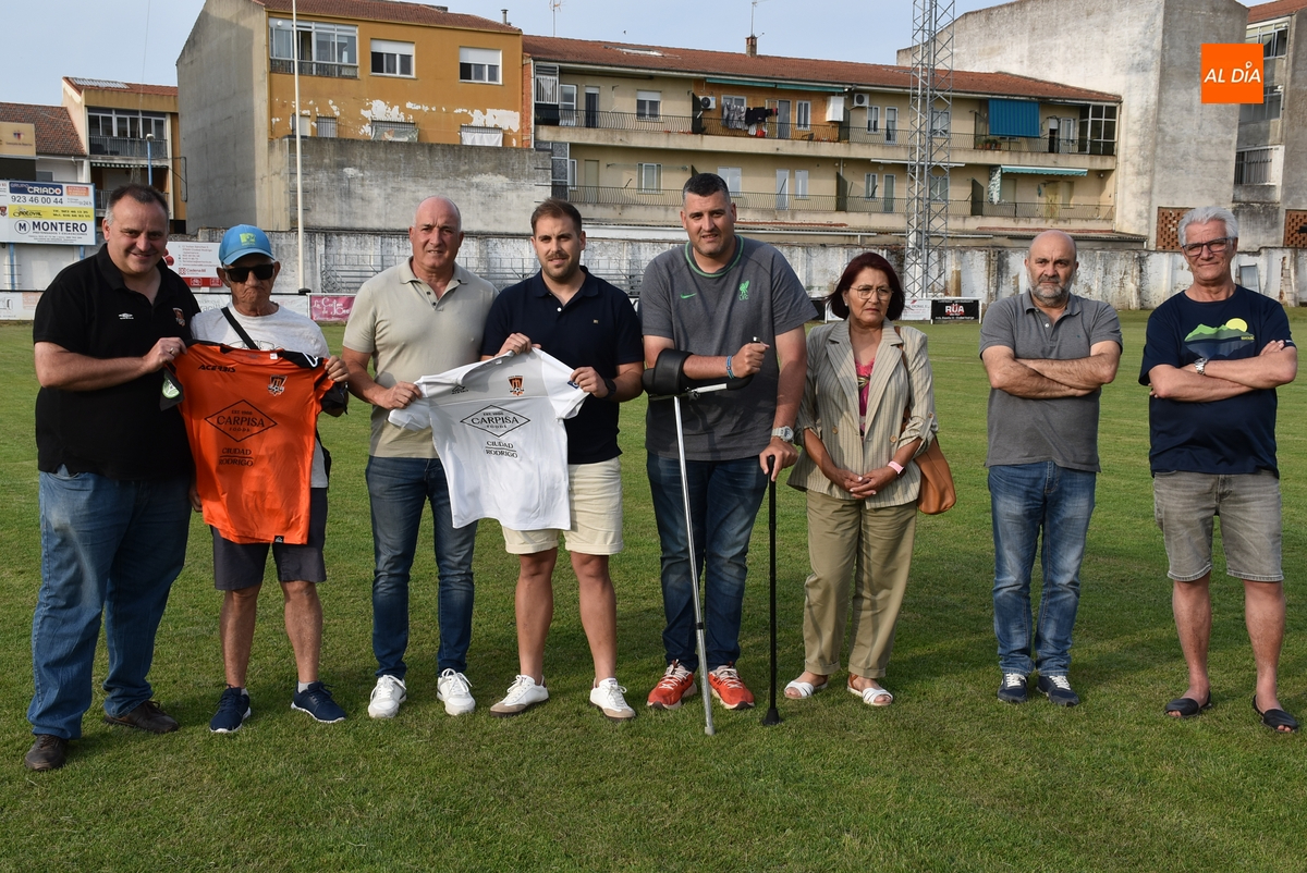 Alberto González ‘Chaquetín’ coge las riendas del 1º equipo del Ciudad Rodrigo CF