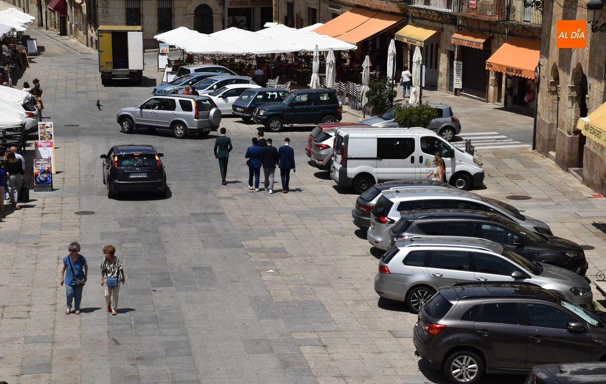 Ampliada hasta el 30 de junio la posibilidad de aparcar en la Plaza Mayor mirobrigense