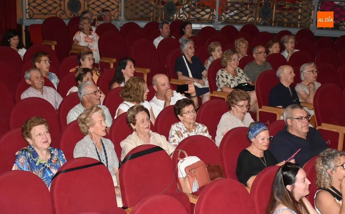 Foto 7 - Los alumnos de Acorde&oacute;n y M&uacute;sica de Ra&iacute;z cierran el curso ofreciendo una audici&oacute;n
