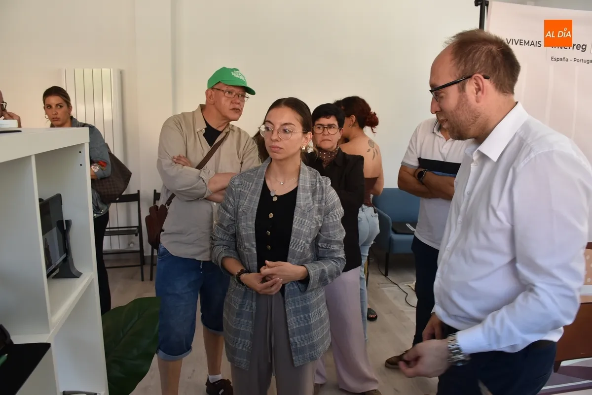Foto 11 - Asprodes recibe la c&aacute;psula Diversiverso que da a conocer tecnolog&iacute;as y productos de apoyo