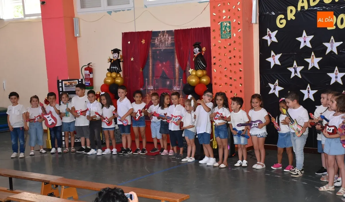 Foto 5 - Las nuevas &lsquo;estrellas&rsquo; del Colegio Mir&oacute;briga ponen el &lsquo;color&iacute;n, colorado&rsquo; a su etapa de Infantil