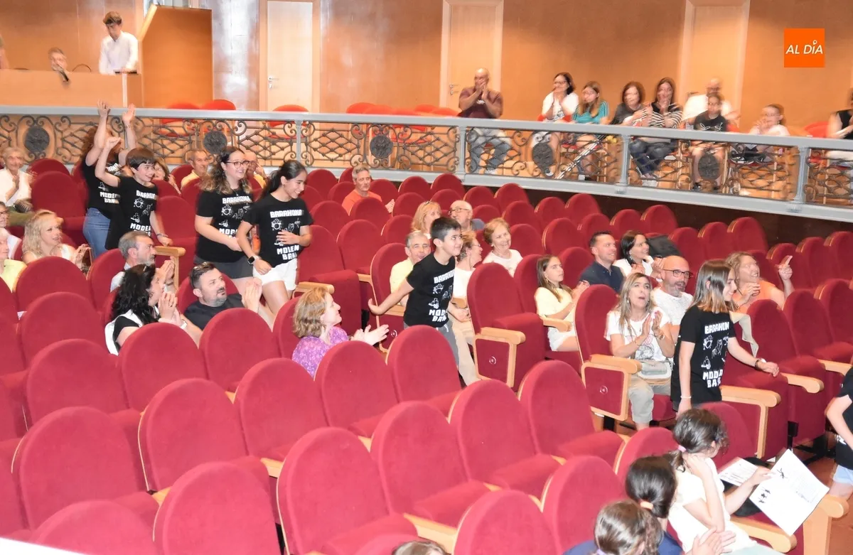 Foto 10 - La Barahona Modern Band cierra su gira 2024/2025 sum&aacute;ndose al 125 Aniversario del Teatro