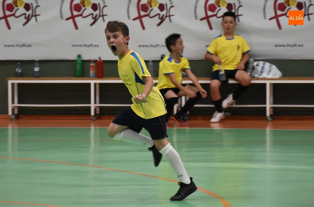 Foto 2 - Textiles Acosta gana al &lsquo;estilo Alcaraz&rsquo; la 2&ordf; Liga Benjam&iacute;n del III Columnas