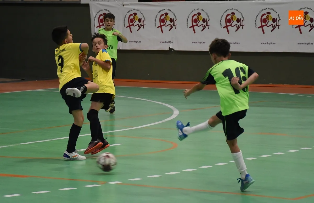 Foto 3 - Textiles Acosta gana al &lsquo;estilo Alcaraz&rsquo; la 2&ordf; Liga Benjam&iacute;n del III Columnas