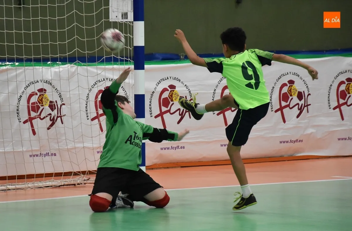 Foto 7 - Textiles Acosta gana al &lsquo;estilo Alcaraz&rsquo; la 2&ordf; Liga Benjam&iacute;n del III Columnas