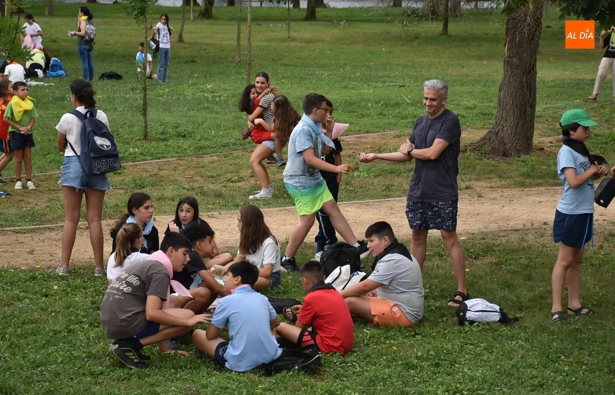 Foto 3 - El Colegio San Francisco pasa la &uacute;ltima ma&ntilde;ana del curso a orillas del r&iacute;o