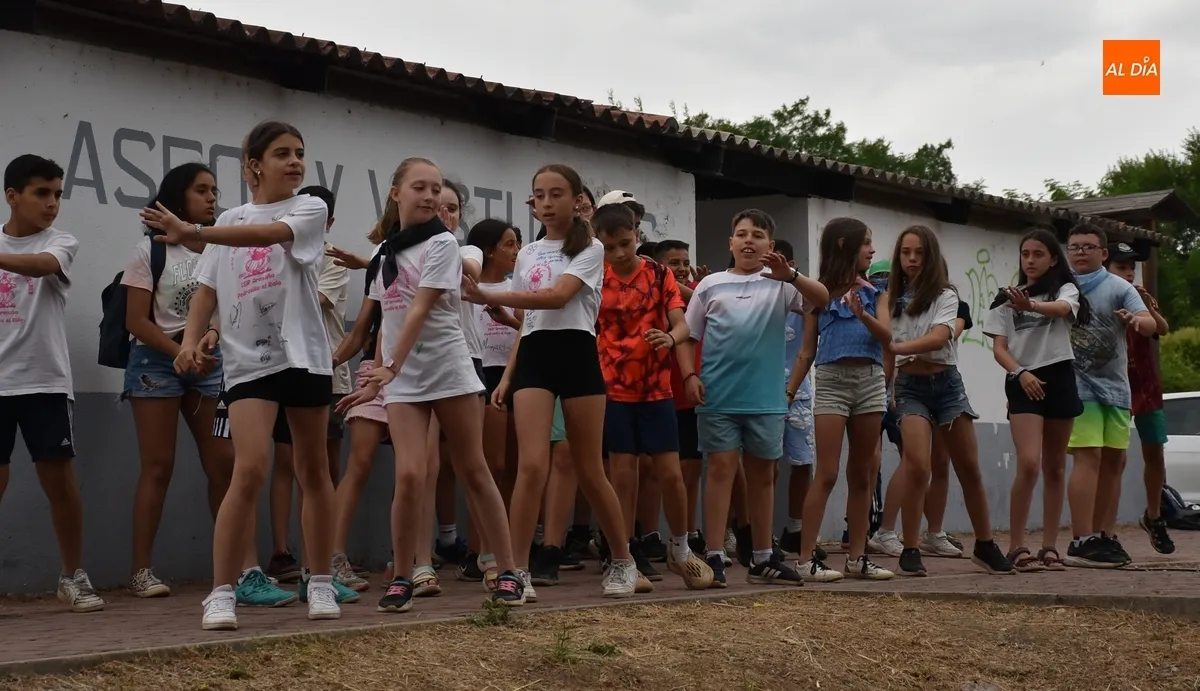 Foto 7 - El Colegio San Francisco pasa la &uacute;ltima ma&ntilde;ana del curso a orillas del r&iacute;o