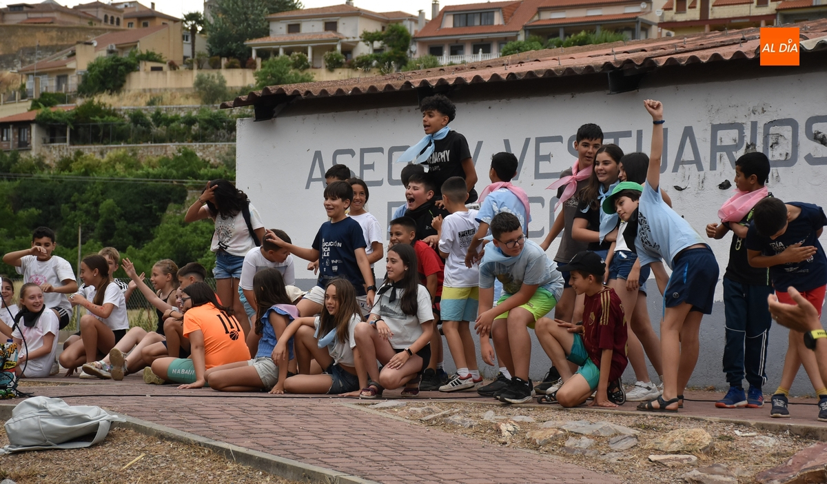 El Colegio San Francisco pasa la última mañana del curso a orillas del río