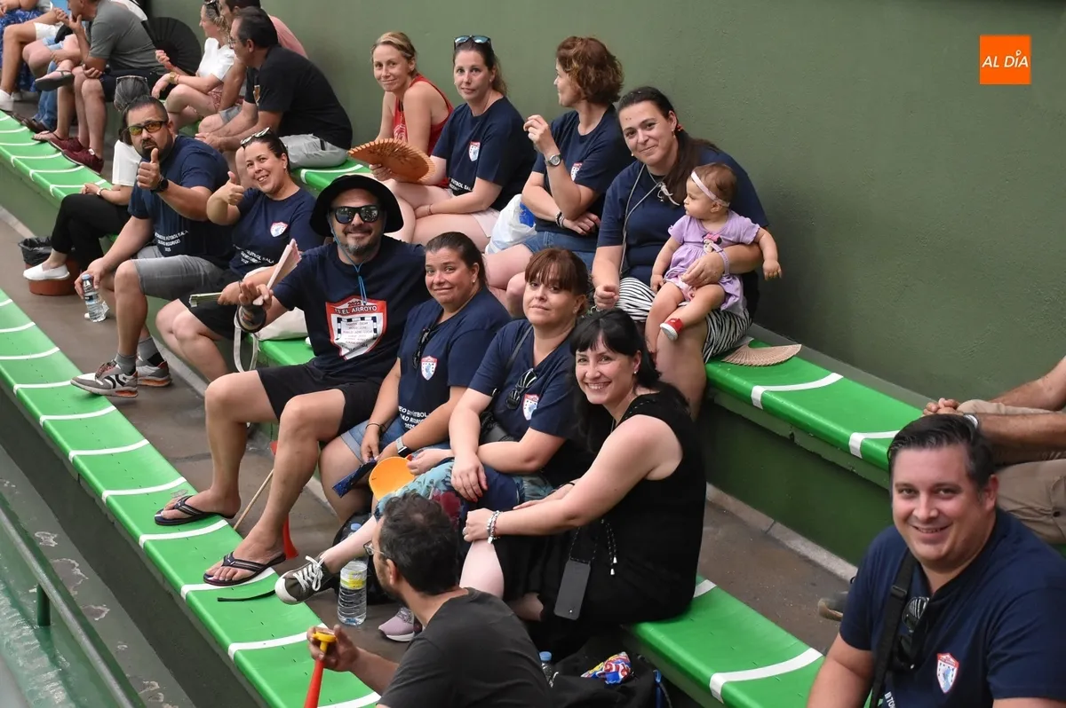Foto 8 - Echa a rodar el bal&oacute;n del novedoso Torneo Internacional de F&uacute;tbol Sala con un espectacular ambiente