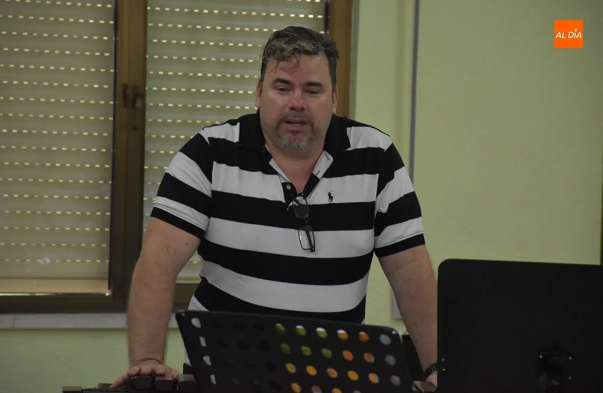 Foto 2 - Los alumnos de Percusi&oacute;n muestran su dominio de varios instrumentos