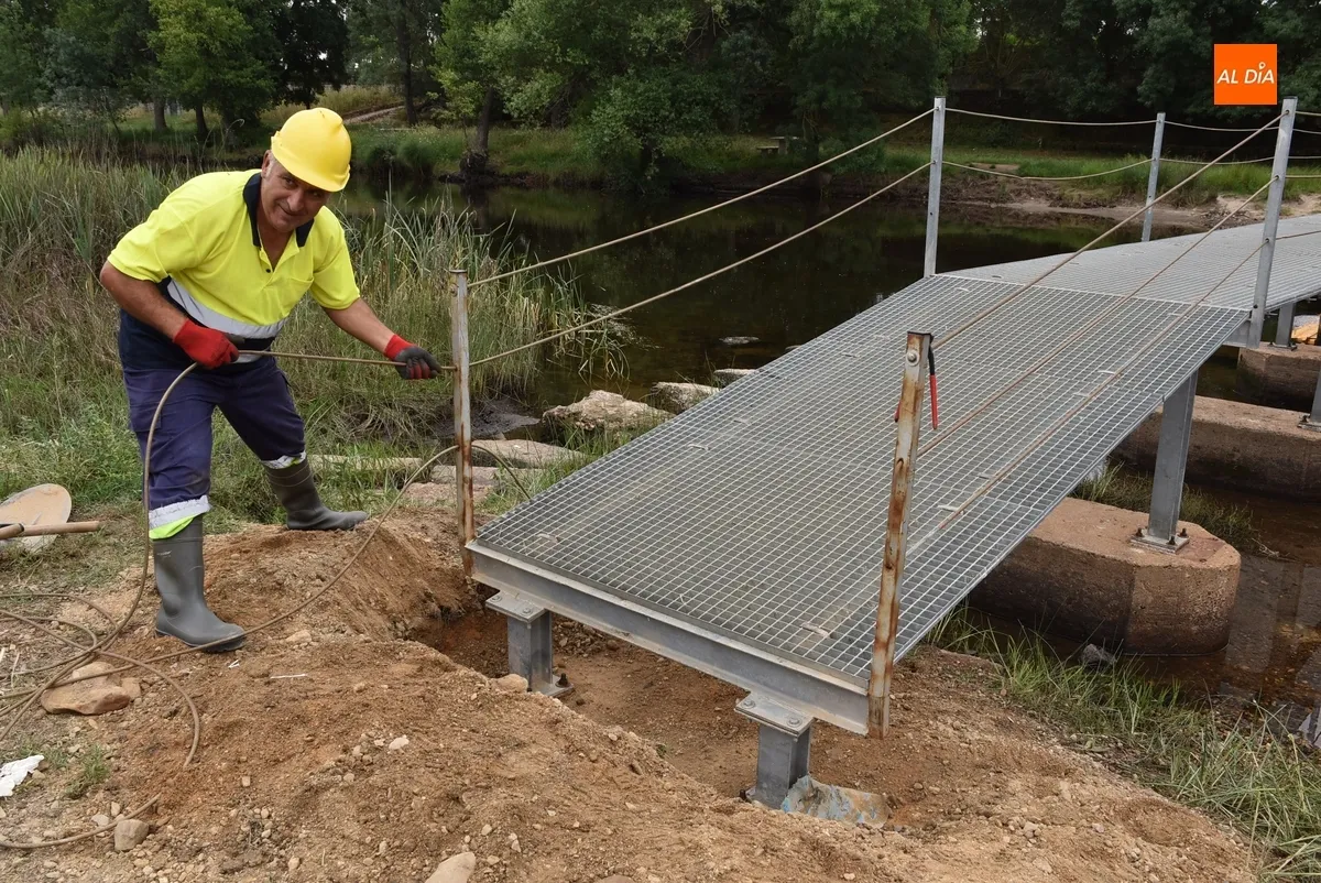 Foto 4 - Desplegada la pasarela del &Aacute;gueda para empezar a dar la bienvenida al verano 2025