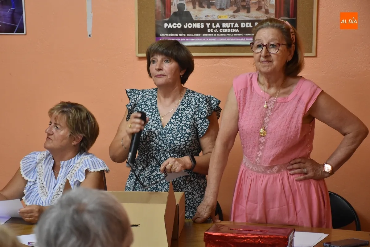 Foto 3 - Elegidas las nuevas integrantes de la Junta Directiva de Amanecer