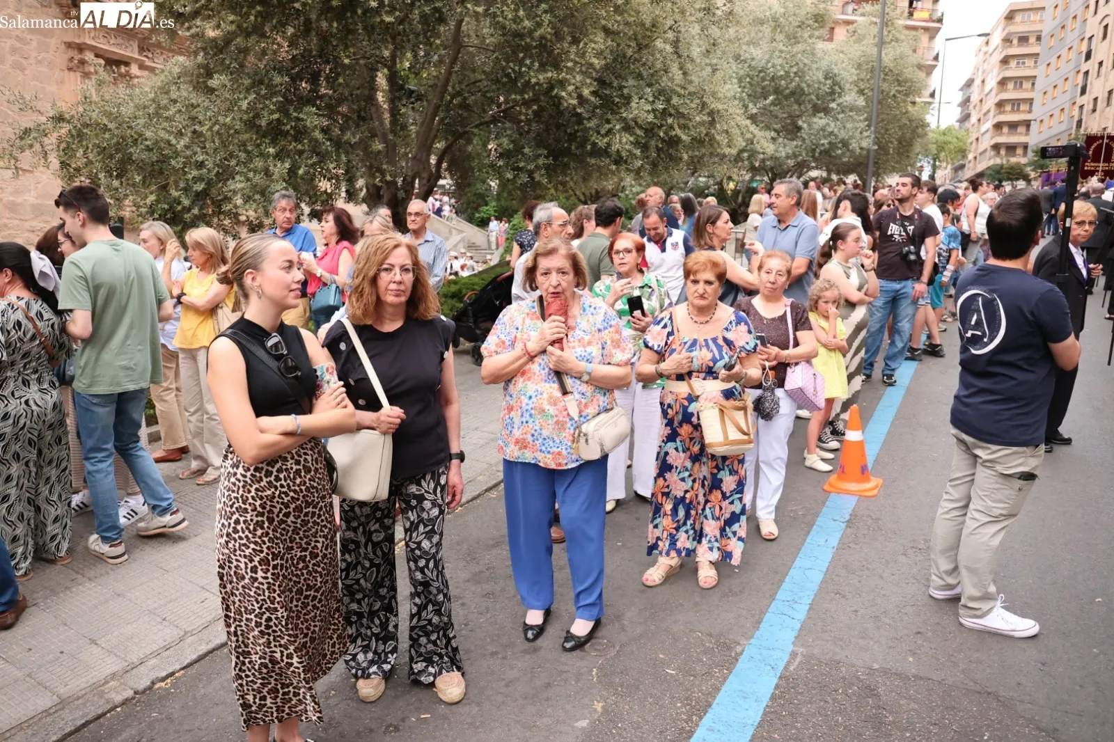Foto 8 - V&Iacute;DEO y FOTOS | Solemne procesi&oacute;n del Cristo de los Milagros desde la Cuesta de Sancti Sp&iacute;ritus 