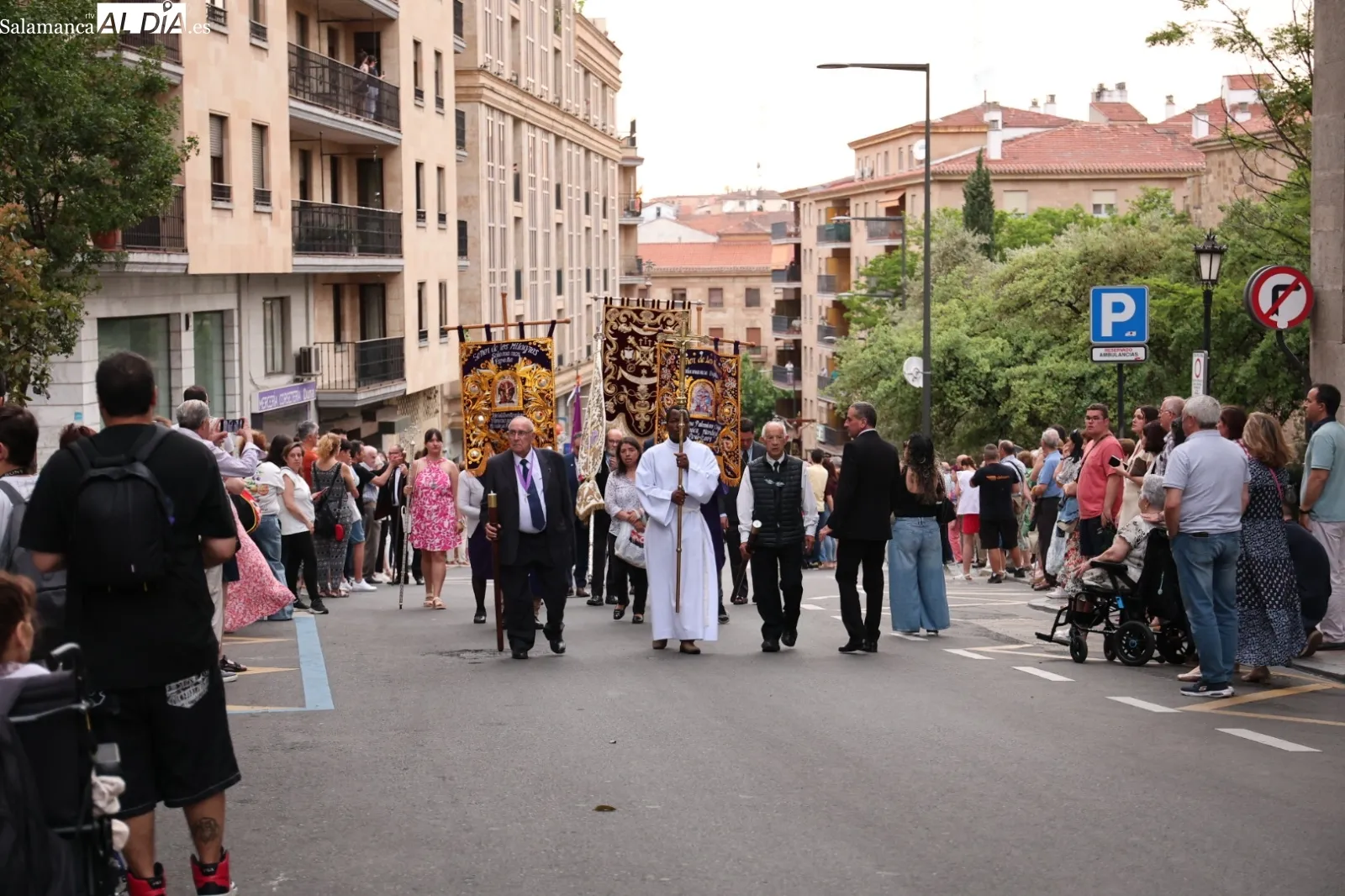Foto 18 - V&Iacute;DEO y FOTOS | Solemne procesi&oacute;n del Cristo de los Milagros desde la Cuesta de Sancti Sp&iacute;ritus 