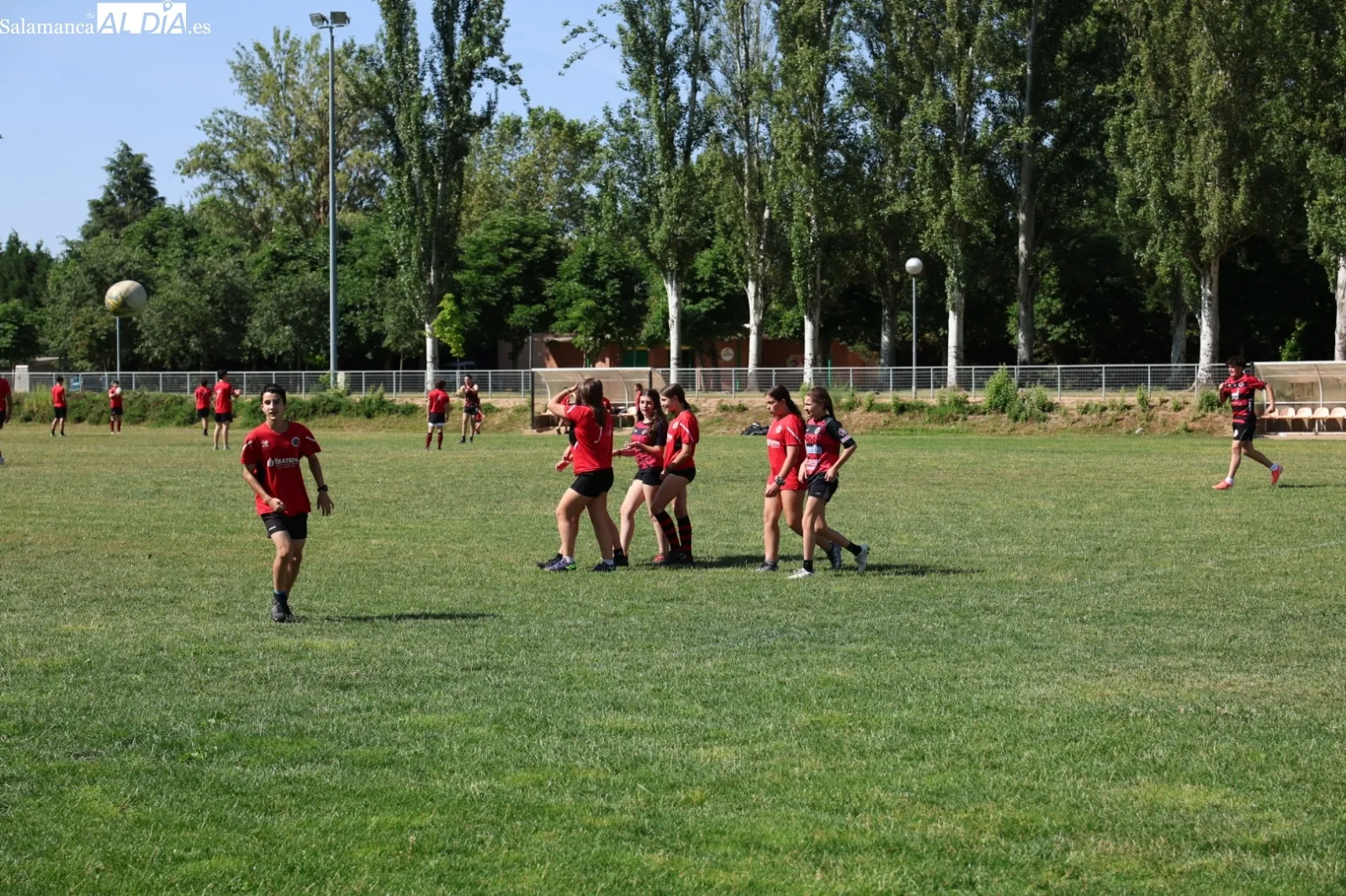 Foto 15 - El Salamanca Rugby Club celebra su fin de temporada por todo lo alto en La Aldehuela (FOTOS)