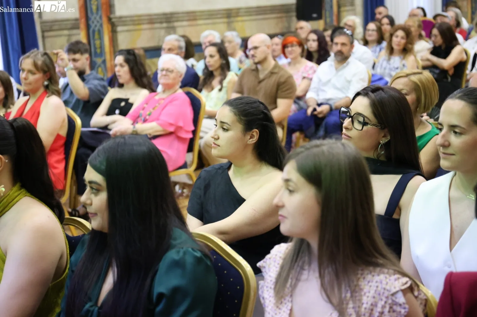 Foto 16 - Los alumnos de Informaci&oacute;n y Documentaci&oacute;n de la USAL se grad&uacute;an (FOTOS)