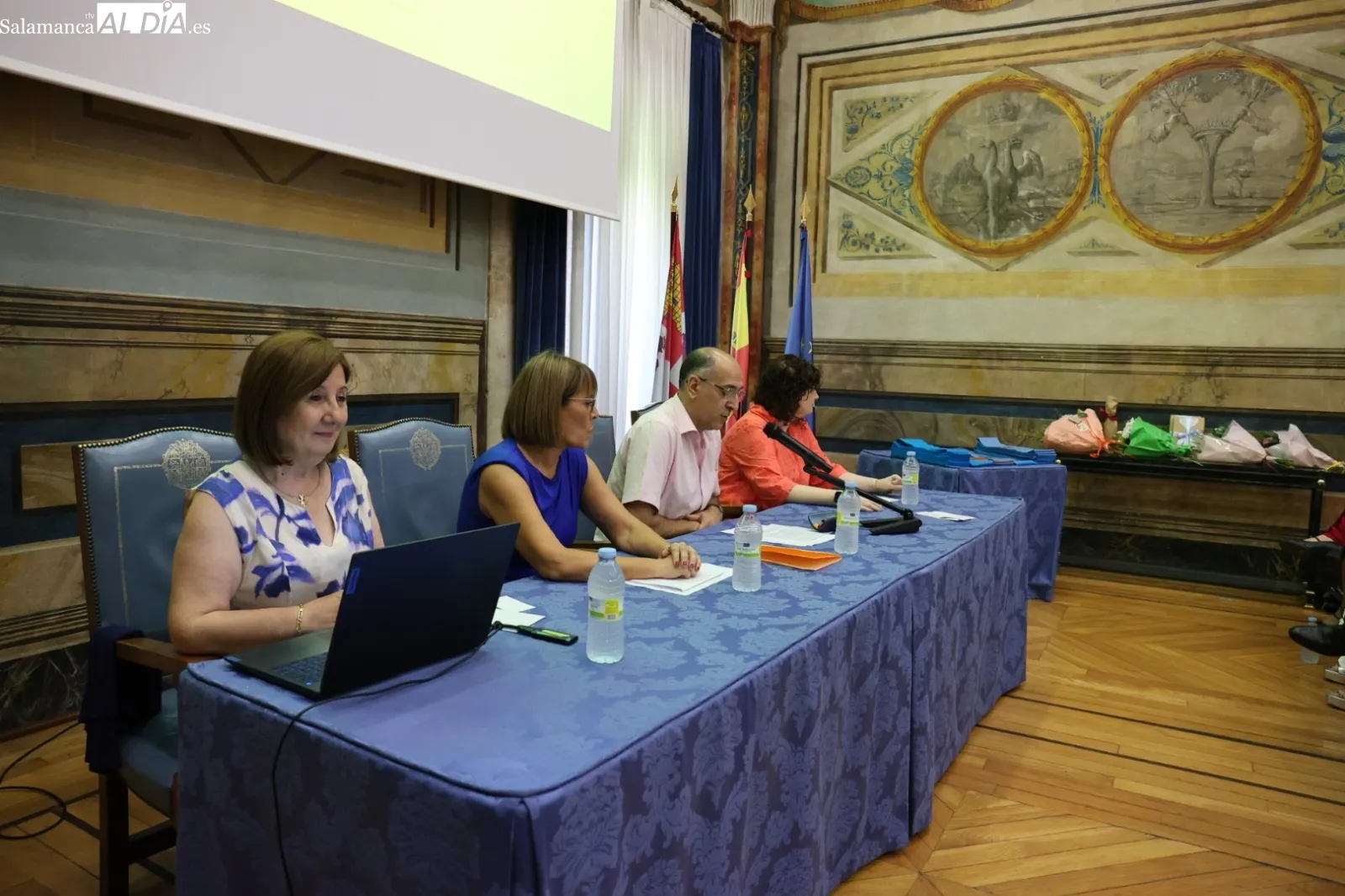 Foto 14 - Los alumnos de Informaci&oacute;n y Documentaci&oacute;n de la USAL se grad&uacute;an (FOTOS)