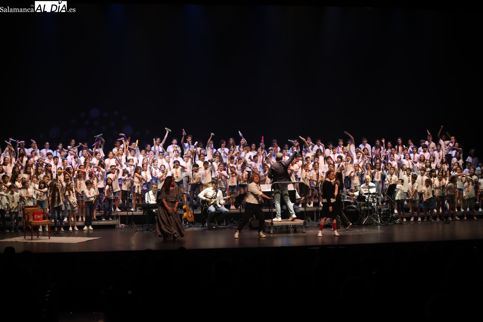 1.000 alumnos de 12 colegios participan en el musical ‘Si Jesús hubiera tenido Instagram’ (FOTOS)