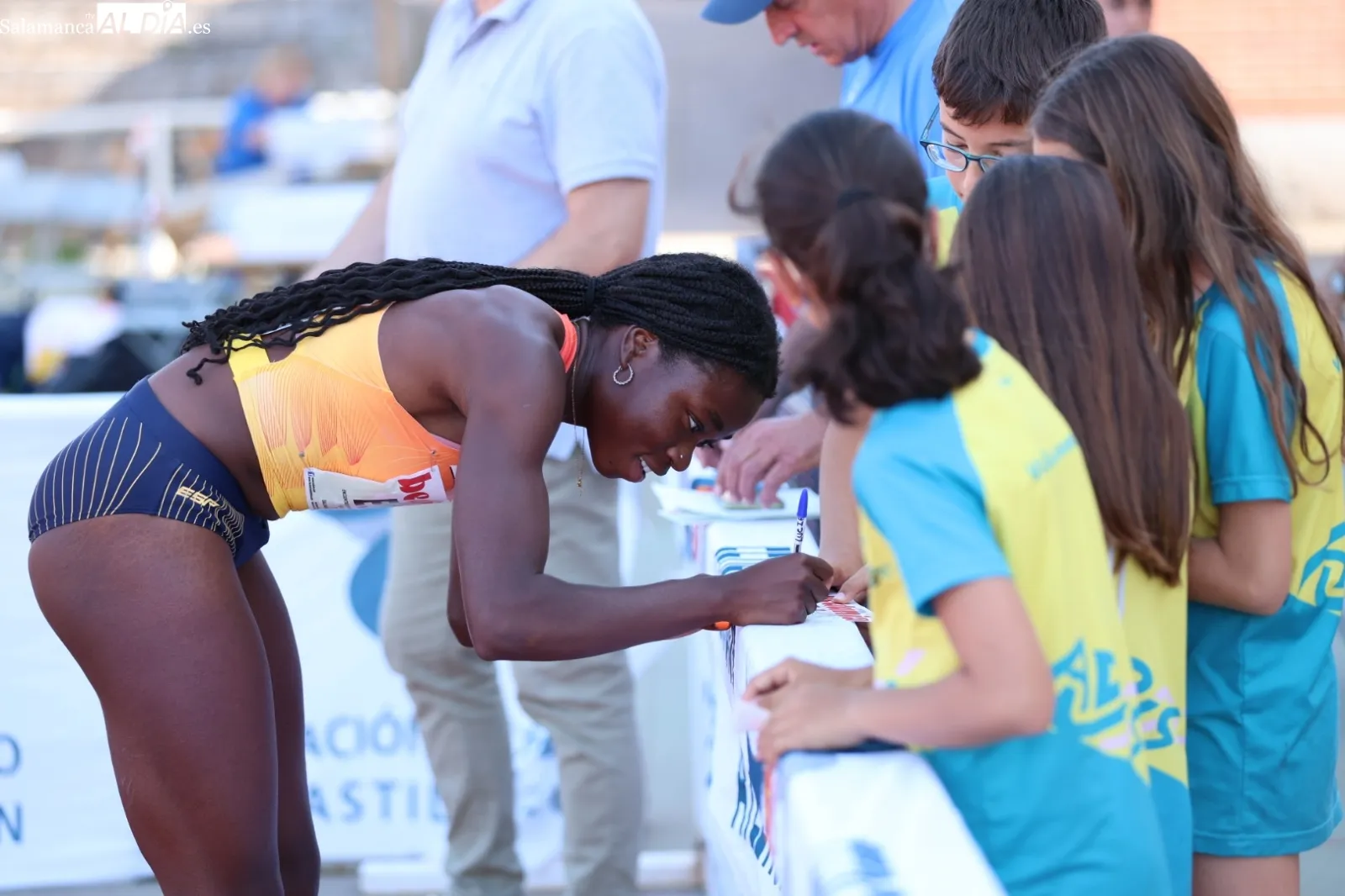 Foto 4 - El Encuentro Internacional de Relevos 4x100 Espa&ntilde;a-Portugal llena de talento Las Pistas (FOTOS)