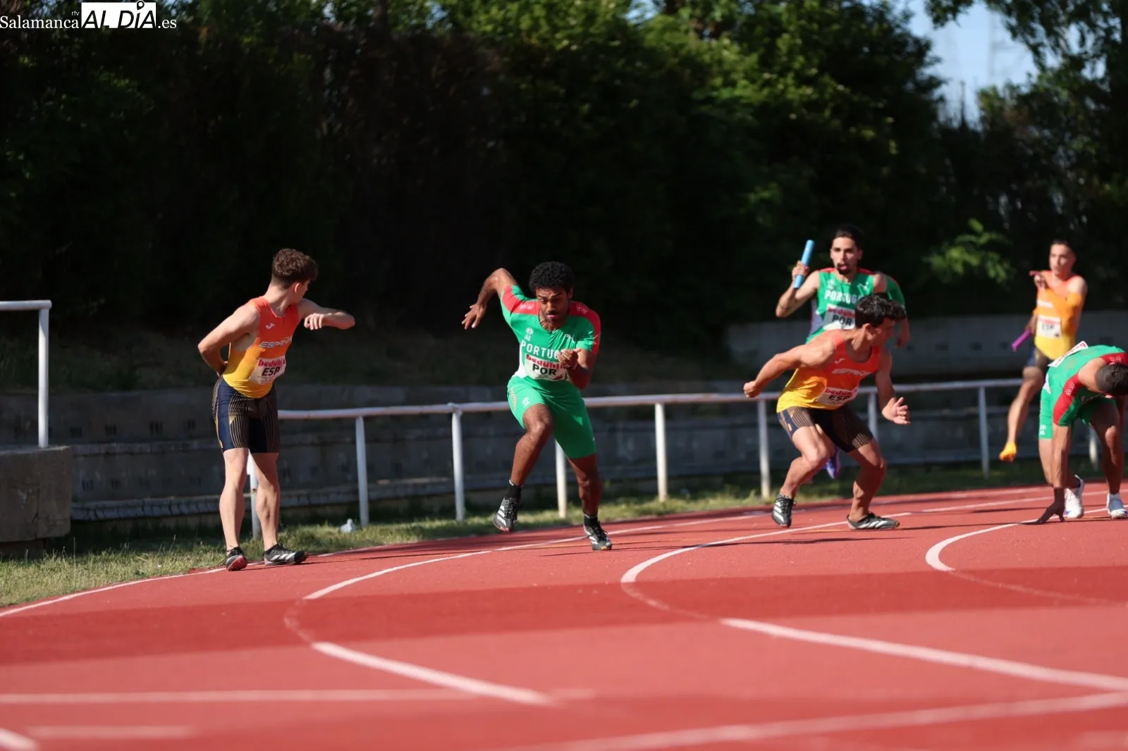 Foto 3 - El Encuentro Internacional de Relevos 4x100 Espa&ntilde;a-Portugal llena de talento Las Pistas (FOTOS)