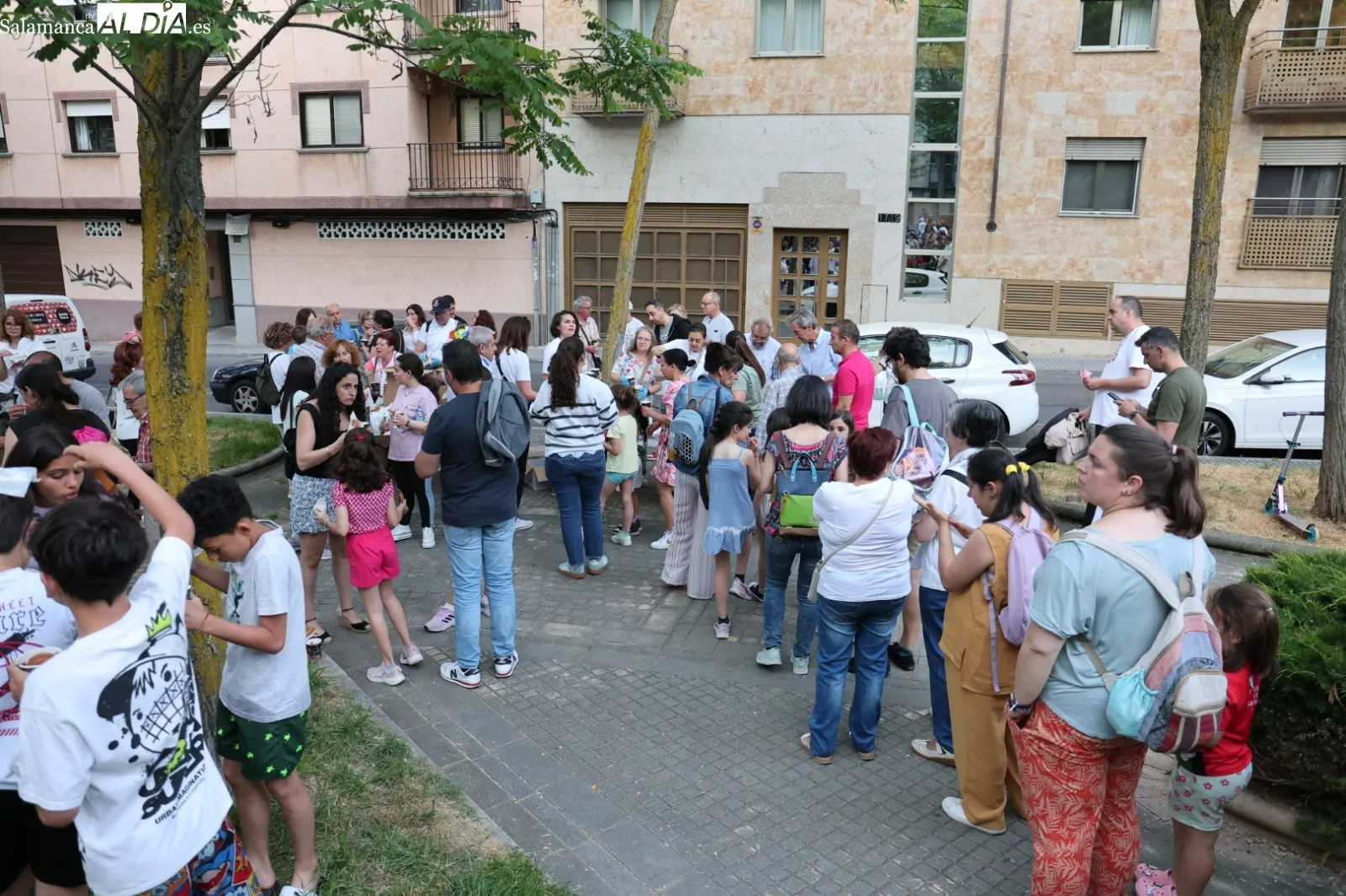 Foto 10 - Animada chocolatada popular en las fiestas del barrio de La Aldehuela (FOTOS)