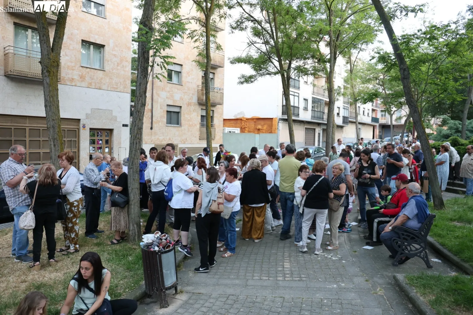 Foto 2 - Animada chocolatada popular en las fiestas del barrio de La Aldehuela (FOTOS)