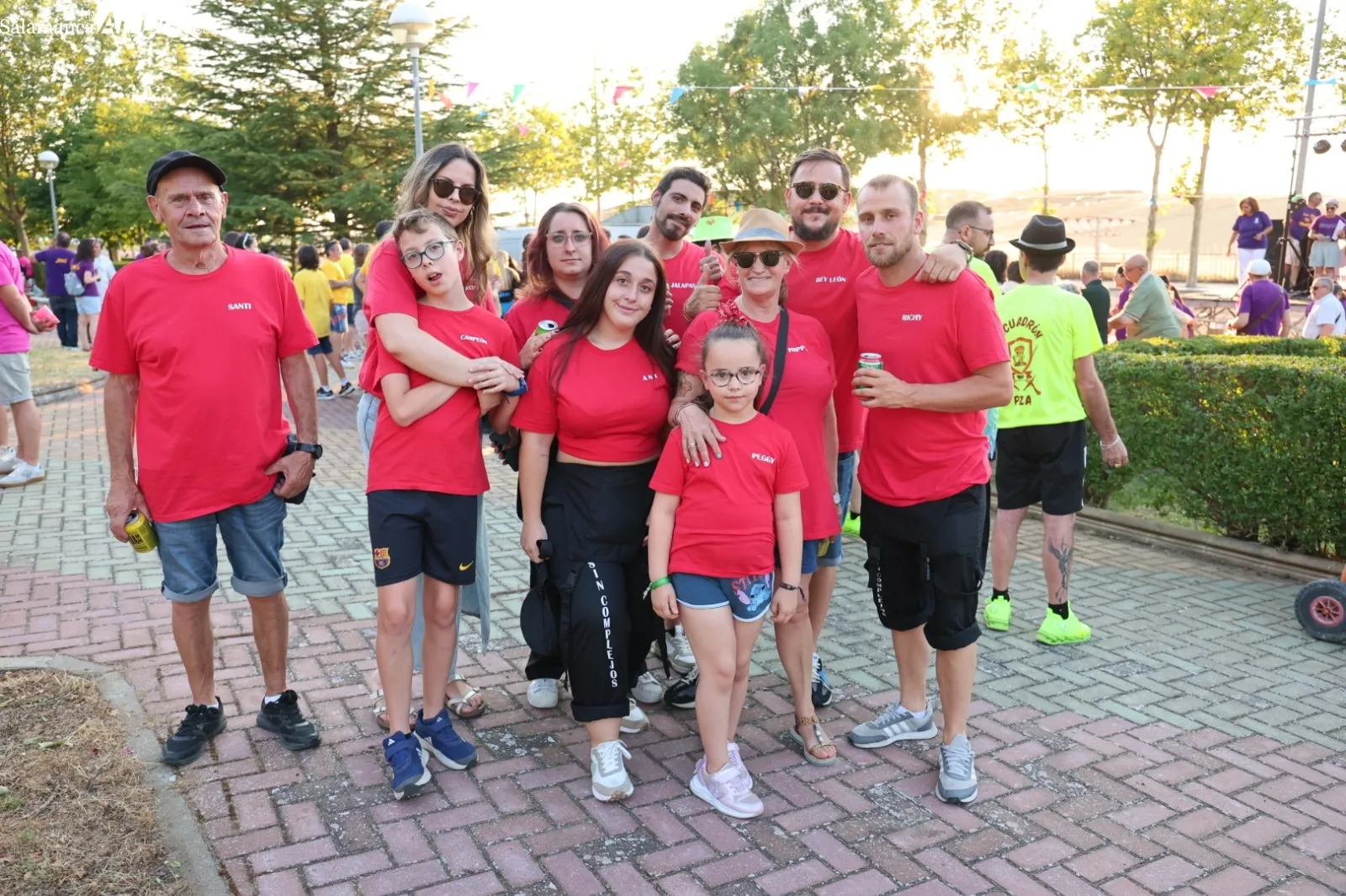 Foto 7 - Pizarrales y El Carmen arrancan sus fiestas con ambiente festivo y participaci&oacute;n vecinal (FOTOS)